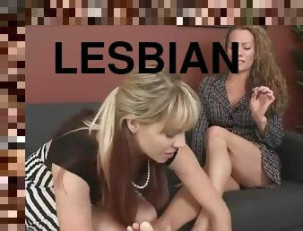 Erotic feet - lesbian foot worship 0286