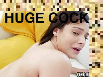 Violett Starrs pussy rides on top of a big cock