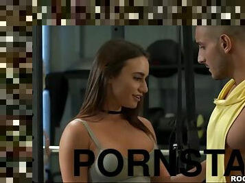 Fitness Slut Lana Roy Anal Fucked By Gym Instructor