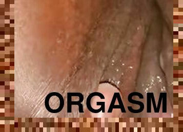 clitoris, grasa, masturbare-masturbation, orgasm, pasarica, tasnit, amatori, bunaciuni, negresa, milf