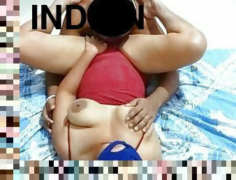 payudara-besar, posisi-seks-doggy-style, orgasme, vagina-pussy, muncrat, isteri, buatan-rumah, arab, hindu, kamar-tidur