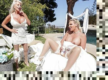 culi, tettone, sposa, allaperto, nonnine, lesbiche, mammine-mature, pornostar, matrimoni