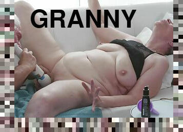 Granny fucks with her man in old XXX porn  scenes