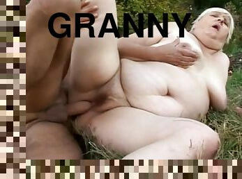 Chubby Granny Wants To Fuck In The Park!