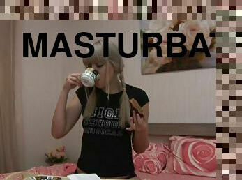 masturbación, anal, adolescente, juguete, coletas, rubia, tetitas