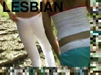 orgasme, di-tempat-terbuka, lesbian-lesbian, remaja, mainan, alat-mainan-seks, hutan