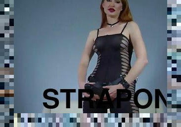 Joi strapon mistress