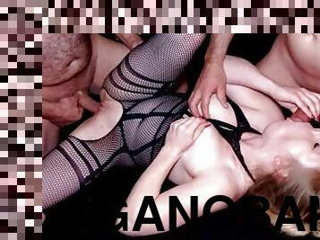 Party Gangbang im Club! Aufgerissen und hart durchgefickt auf der Swingerparty!