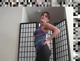 I will let you jerk off to my while i do yoga joi