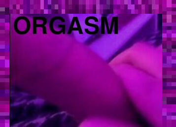 Giving myself an  INTENSE Orgasm before bed