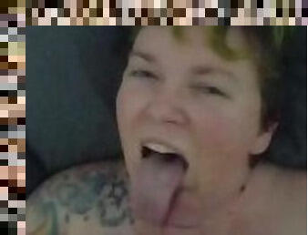 Sexy tatted milf gobbling bwc and getting fucked