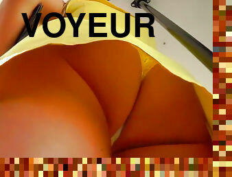 Voyeur enjoys blonde's panties