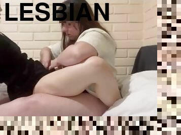 אורגזמה, כוס-pussy, חובבן, לסבית-lesbian, זוג, לעשות-עם-האצבע, נשיקות, הדוק, חמודה