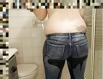 pissing, amatør, babes, slave, truser, stram, fetisj, alene, jeans, tattoo