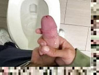hot Cuban masturbates in the bathroom at work - Cubanito se viene rico en un baño