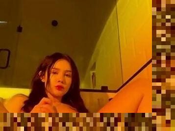 Beautiful woman masturbates on webcam with toys