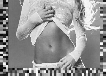 Claudia Schiffer - sexy black and white photos