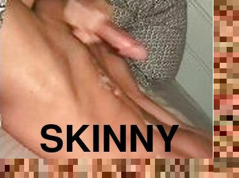 Skinny twink BWC cumming