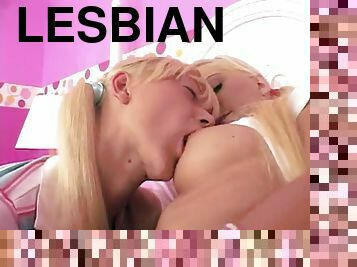 Lil Lexy Lesbian licking pussy pleasure