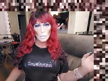 mistress Maria Redhead Smoking CrossDresser long nails lipstick fetish I love you