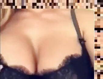 payudara-besar, di-tempat-terbuka, isteri, amatir, blowjob-seks-dengan-mengisap-penis, dokter, antar-ras, jenis-pornografi-milf, mainan, jepang