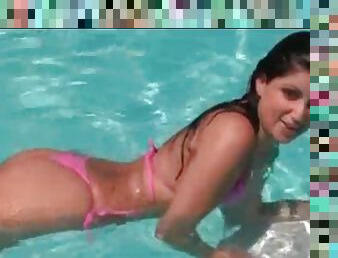 masturbare-masturbation, in-afara, piscina, bikini, uda