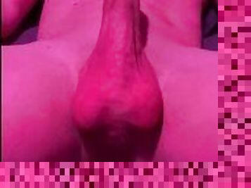 besar-huge, mastubasi, penis-besar, remaja, handjob-seks-dengan-tangan-wanita-pada-penis-laki-laki, sentakkan, sperma, seorang-diri, dicukur, realitas