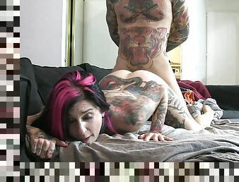 Inked bitch with natural boobs screwed by her cocky boyfriend