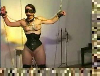 bdsm, slclav, lenjerie, durere, bondage, cizme