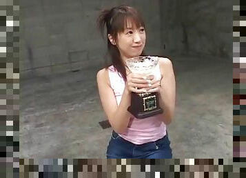 Momo demonstrates she's a champion cumslut