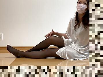 asiatiche, collant-di-nylon, segretarie, insegnanti, mammine-mature, giapponesi, biancheria-intima, feticci, brunette, nylon