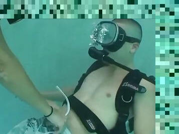 Kathy Cummings - Underwater sex with scuba