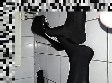 Huge load in high heels