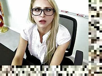 tetas-grandes, secretaria, babes, mamada, hardcore, primera-persona, rubia, mona, cabalgando, pechugona