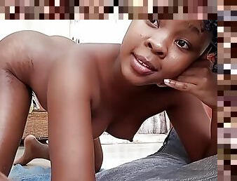 African Teen Naked fun in her Webcam