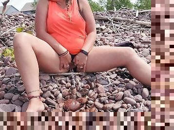 payudara-besar, ekstrem, besar-sekali, kencing, umum, muncrat, amatir, sayang, pantai, fetish-benda-yang-dapat-meningkatkan-gairah-sex