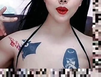 Thai hot babe is in demand!