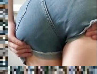 Hot Pants Teasing & Wetting