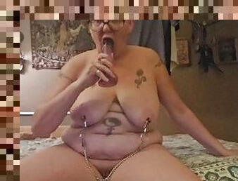 GILFJai wearing nipple clamps and fucks herself to orgasm