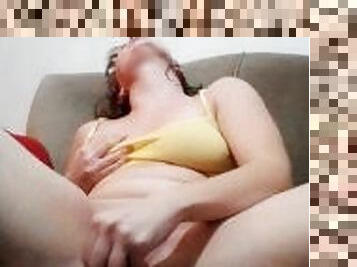 Masturbating after seeing the photos of my friend's cock!