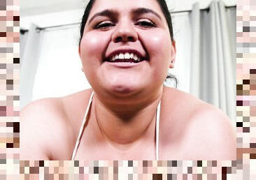 Gemuk (Fat), Dewasa, Wanita gemuk yang cantik, Pelacur (Slut), Pertama kali